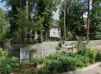 home_r2.webp